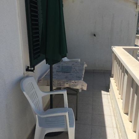 Apartmani Domenika Žuljana Eksteriør billede