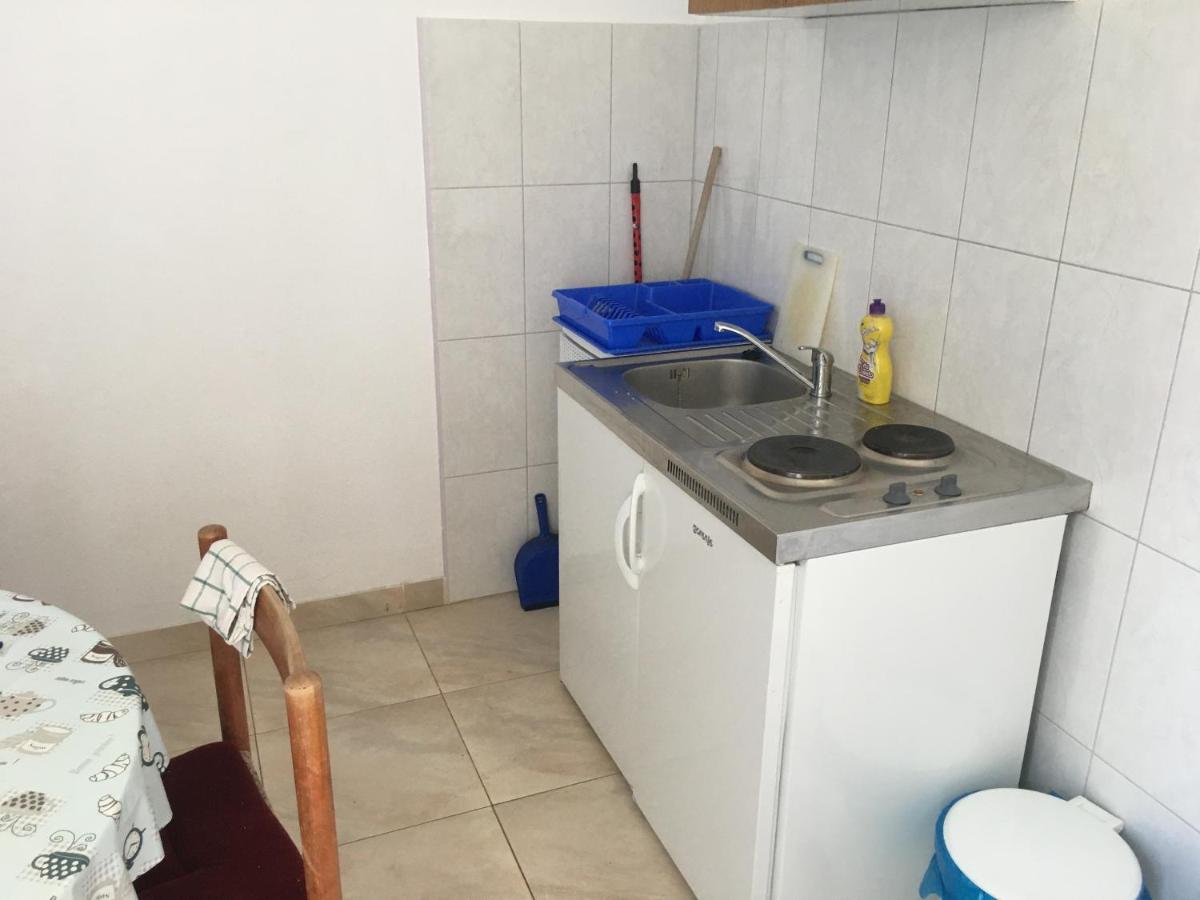 Apartmani Domenika Žuljana Eksteriør billede