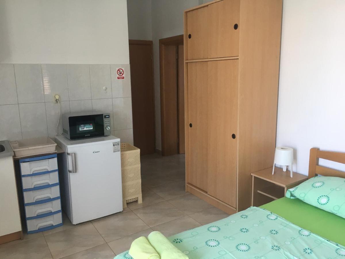 Apartmani Domenika Žuljana Eksteriør billede