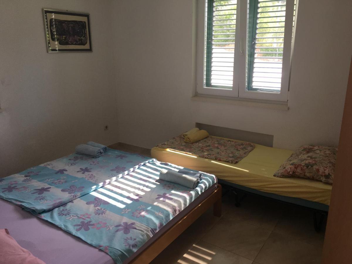 Apartmani Domenika Žuljana Eksteriør billede